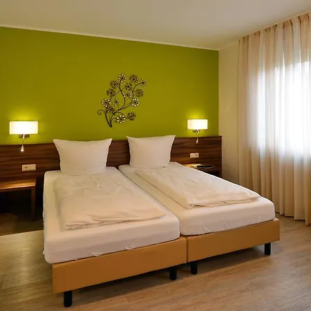 L' Angolo Ristorante & Hotel Gmbh-3